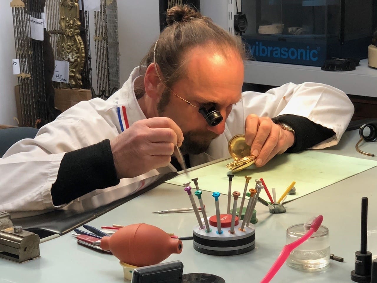 Actualités 43 Thierry Gibernon, Le Garde-Temps
